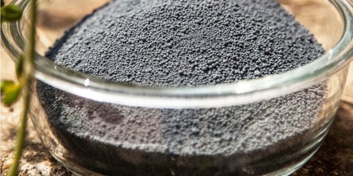 Use of microsilica in concrete